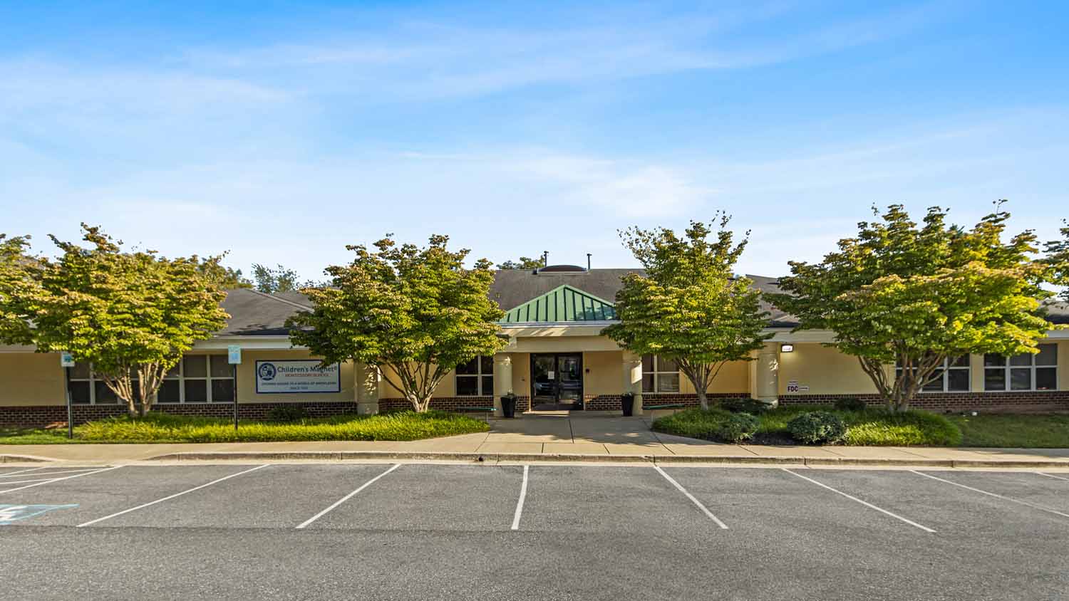 Gaithersburg child care and preschool programs - Children's Magnet Montessori school Gaithersburg